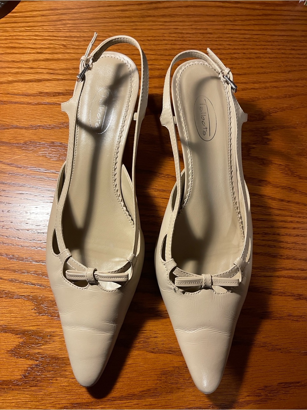 Talbots Neutral/Cream Pointed-Toe Slingback Heels (Size 10)